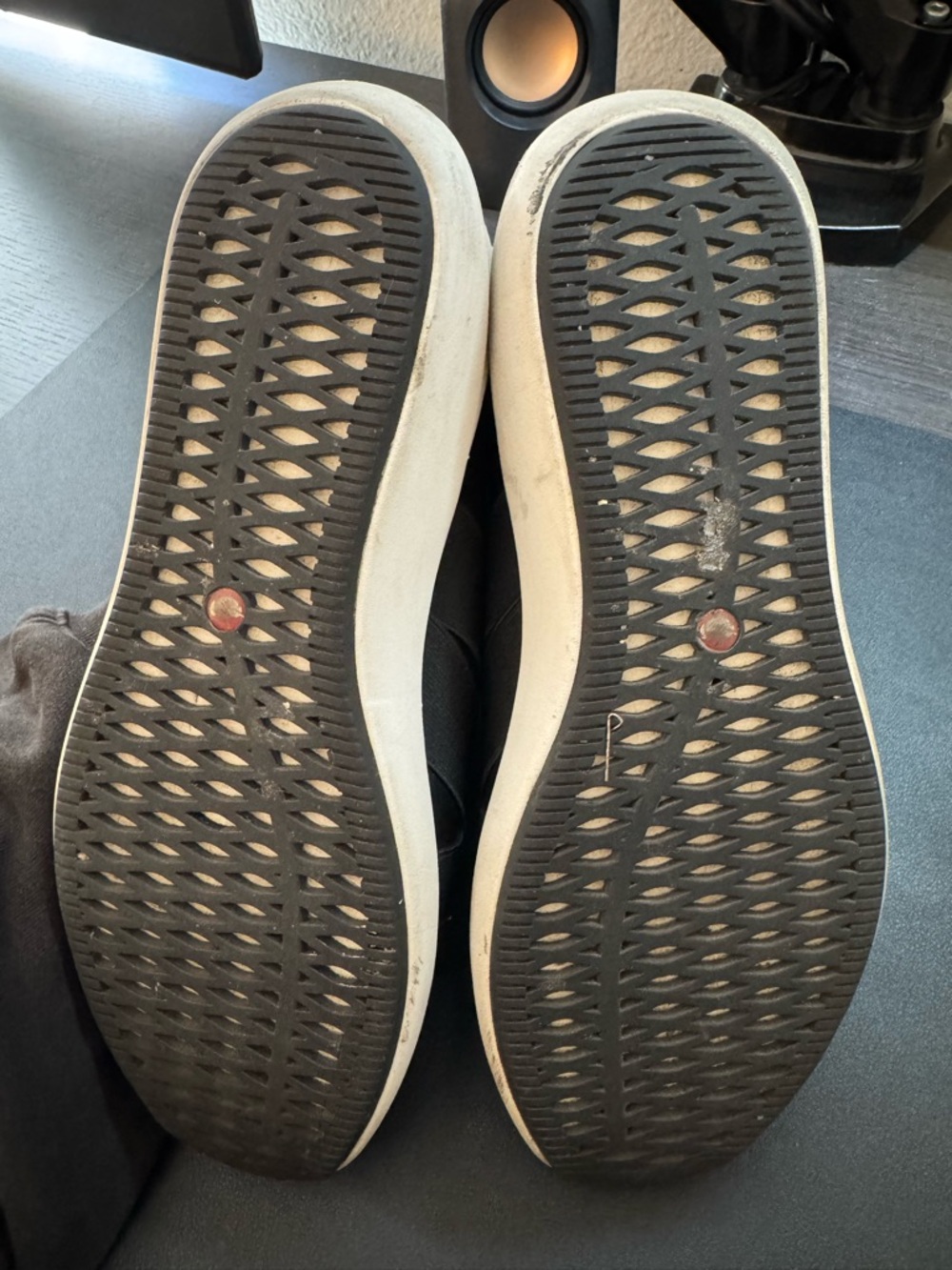 Clarks Black Leather Slip-On Sneakers with White Sole - Picture 5 of 6